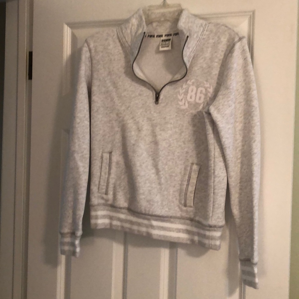 VS Quarter Zip